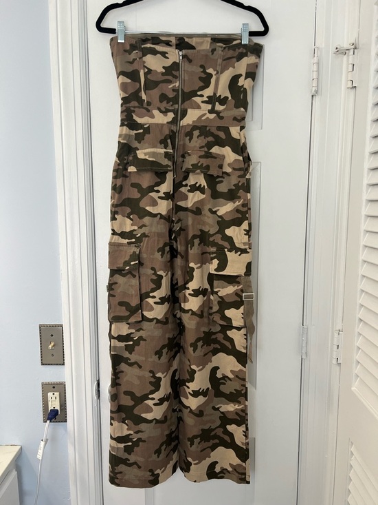Arden B Strapless Camo Cargo Jumpsuit - Olive & Tan Size S - Picture 3 of 8